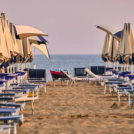 Serenity By The Sea Apartman